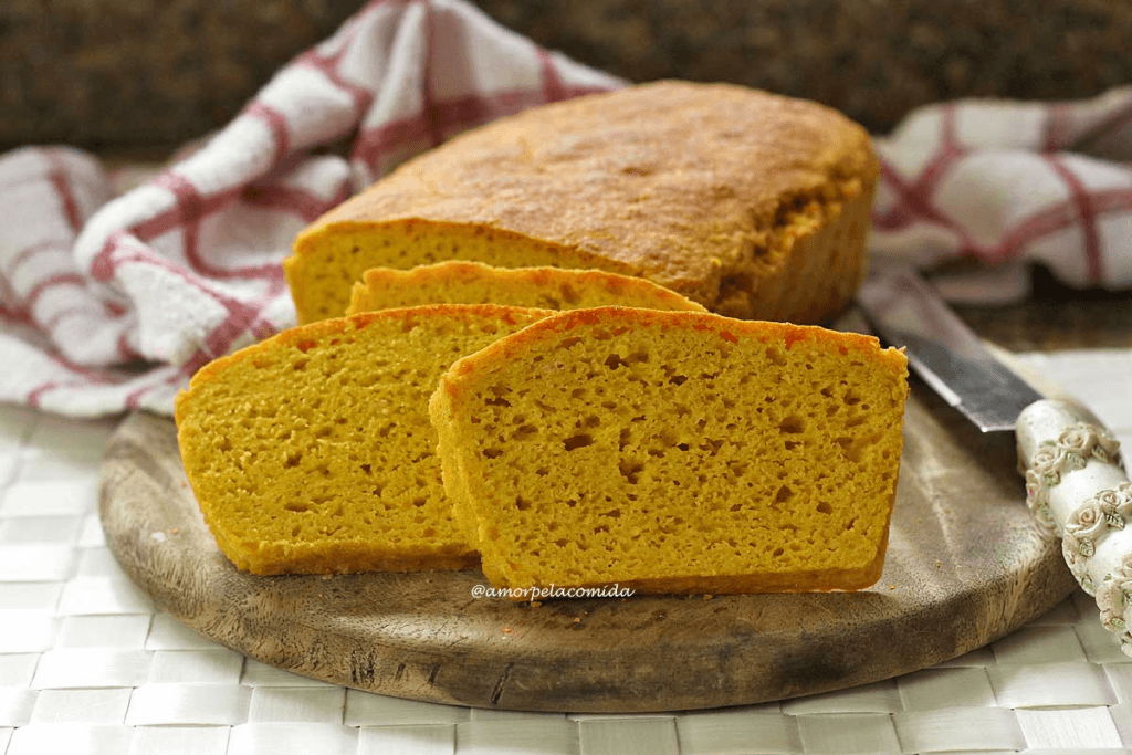 Receita de Pão de Cenoura para variar na Lancheira das crianças